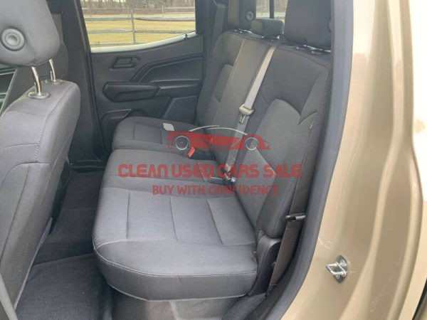 2023 Chevrolet Colorado 4x4 Trail Boss 4dr Crew Cab 5 ft. SB - Image 7